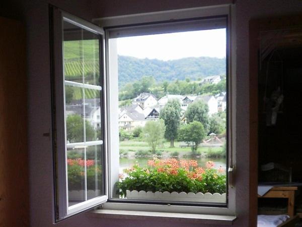Mosel Panorama Apartman Zell an der Mosel Szoba fotó