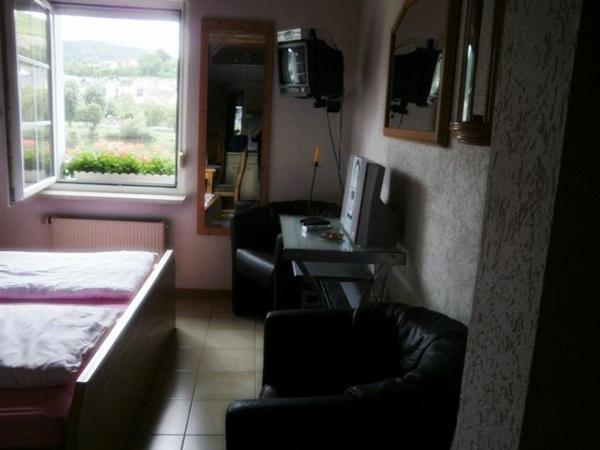 Mosel Panorama Apartman Zell an der Mosel Szoba fotó