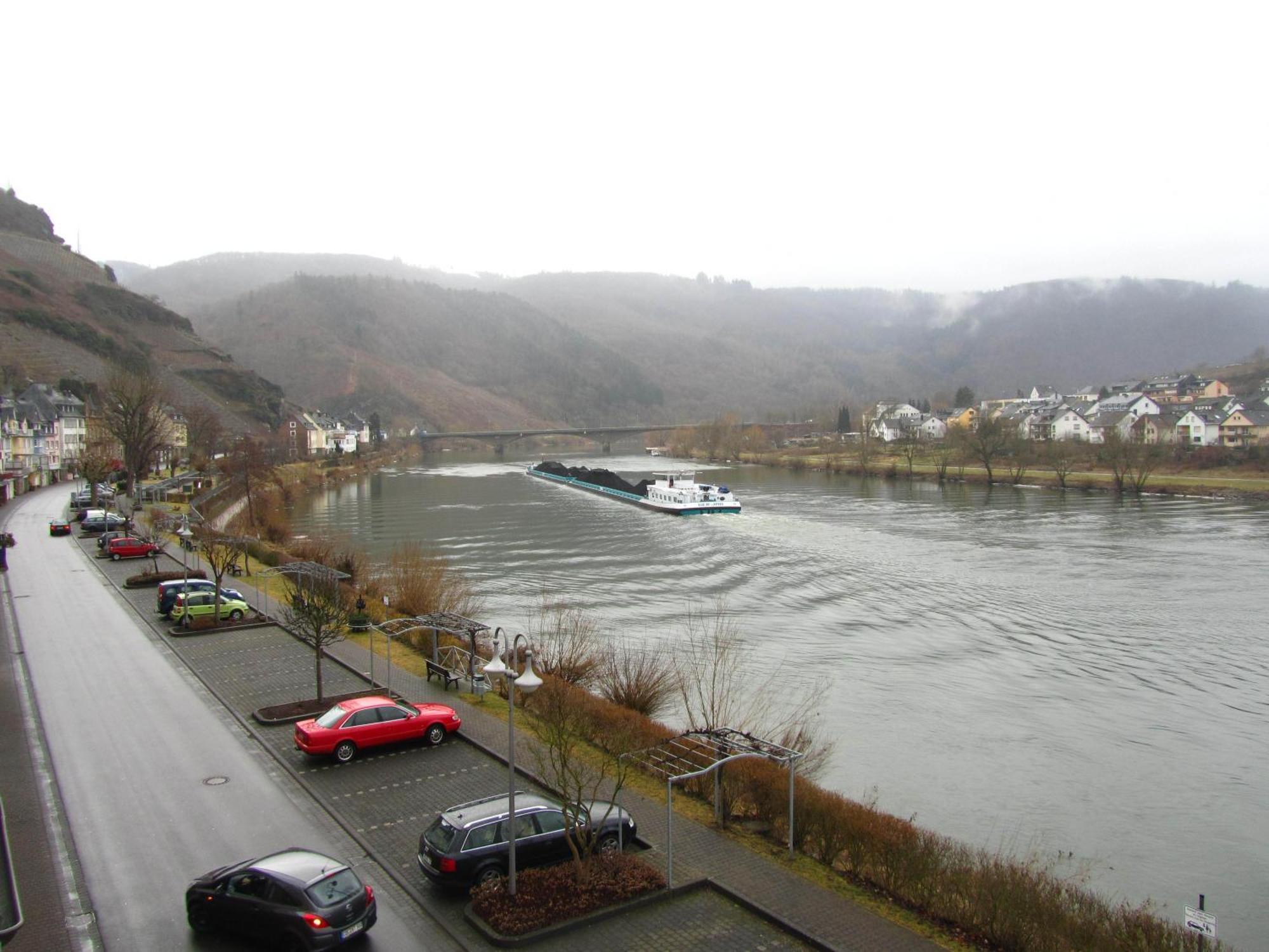 Mosel Panorama Apartman Zell an der Mosel Szoba fotó